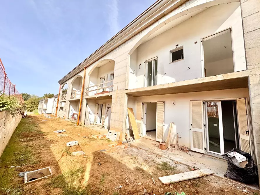 Immagine 16 di Villetta a schiera in vendita  a Santa Maria A Monte