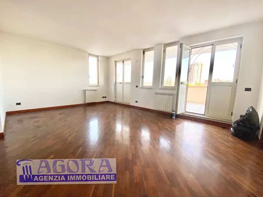 Immagine 20 di Mansarda in vendita  a Latina