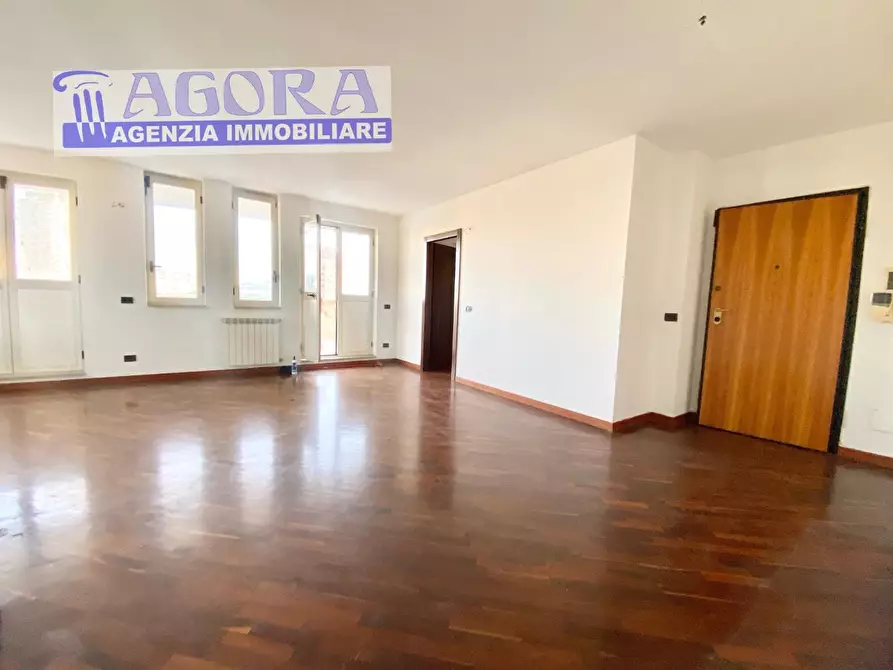 Immagine 27 di Mansarda in vendita  a Latina