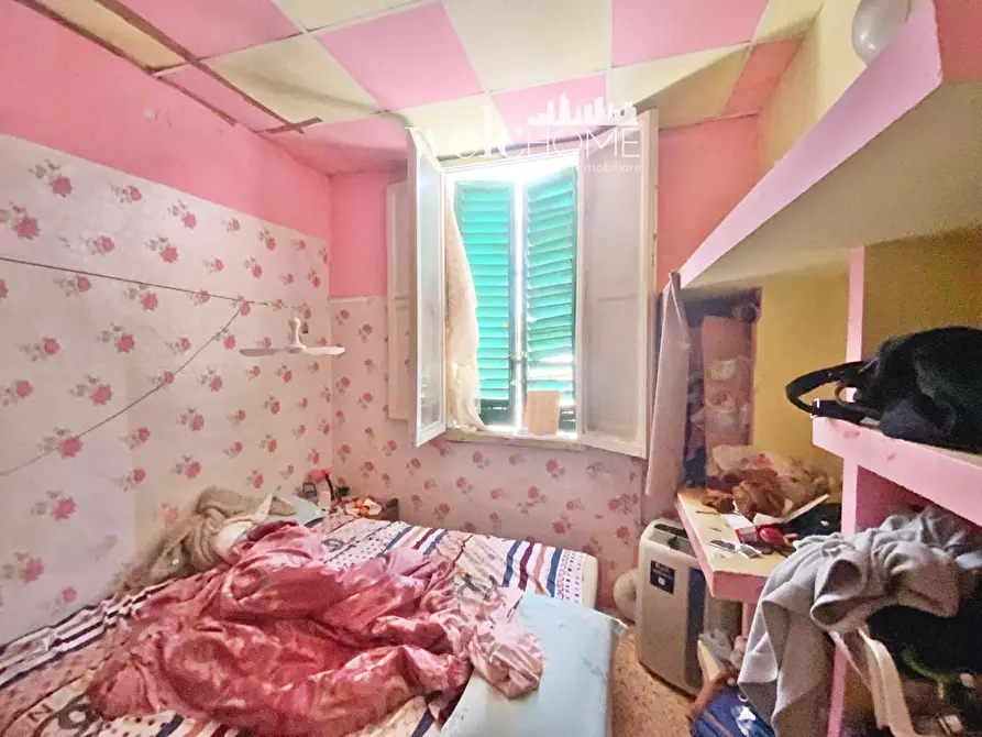 Immagine 17 di Terratetto in vendita  a Campi Bisenzio