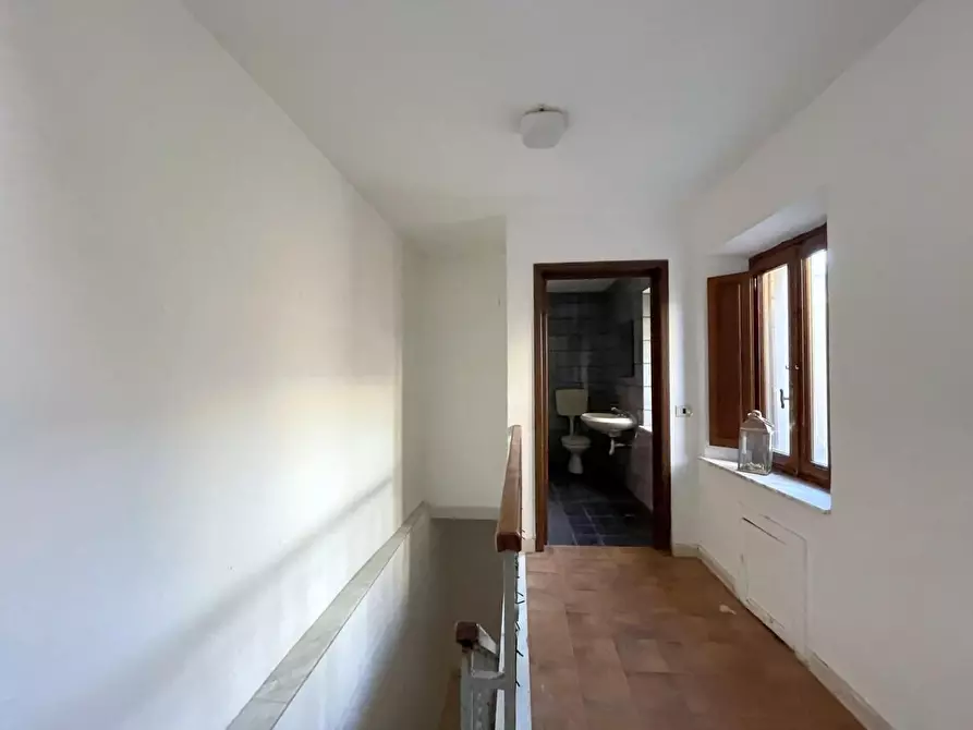 Immagine 18 di Terratetto in vendita  a Camaiore