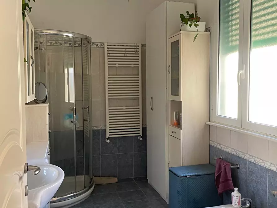 Immagine 10 di Appartamento in vendita  a Livorno