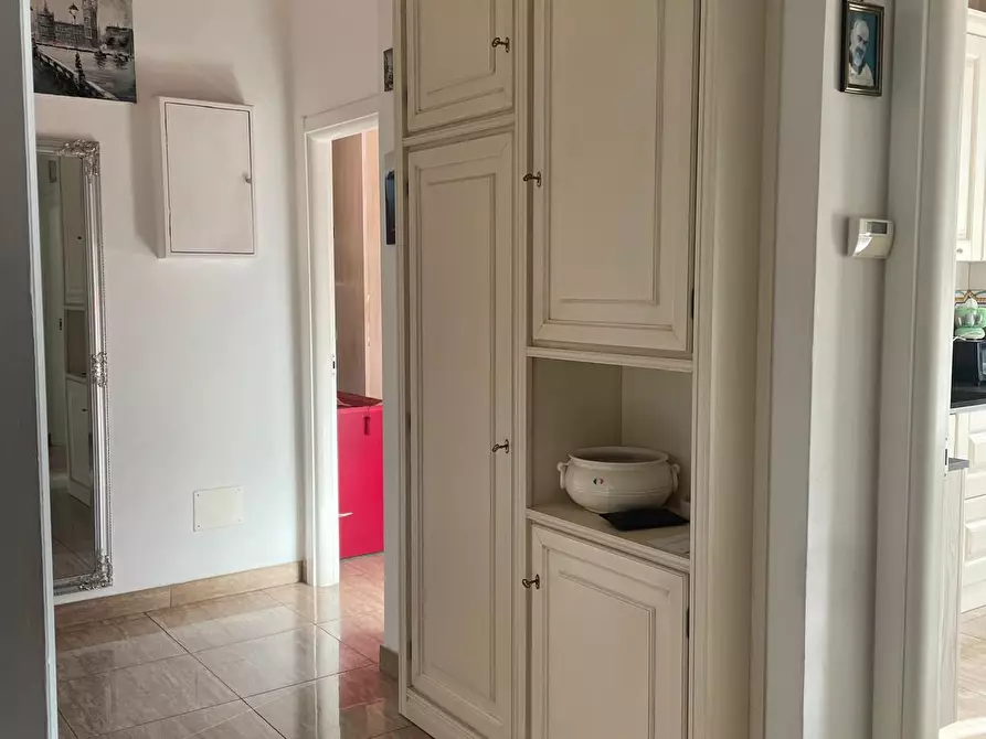 Immagine 7 di Appartamento in vendita  a Livorno