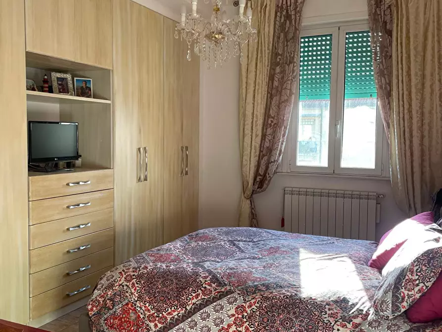 Immagine 8 di Appartamento in vendita  a Livorno