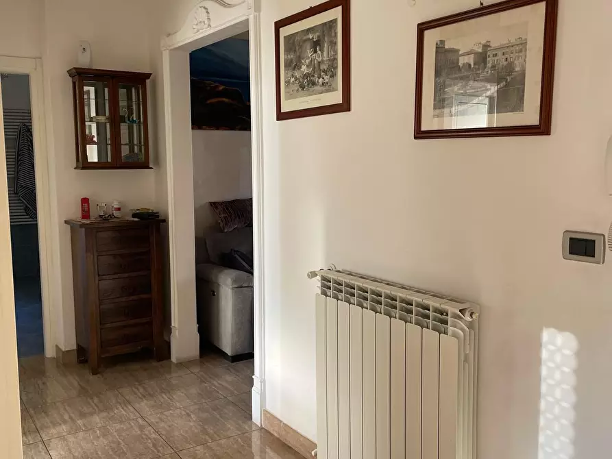 Immagine 6 di Appartamento in vendita  a Livorno