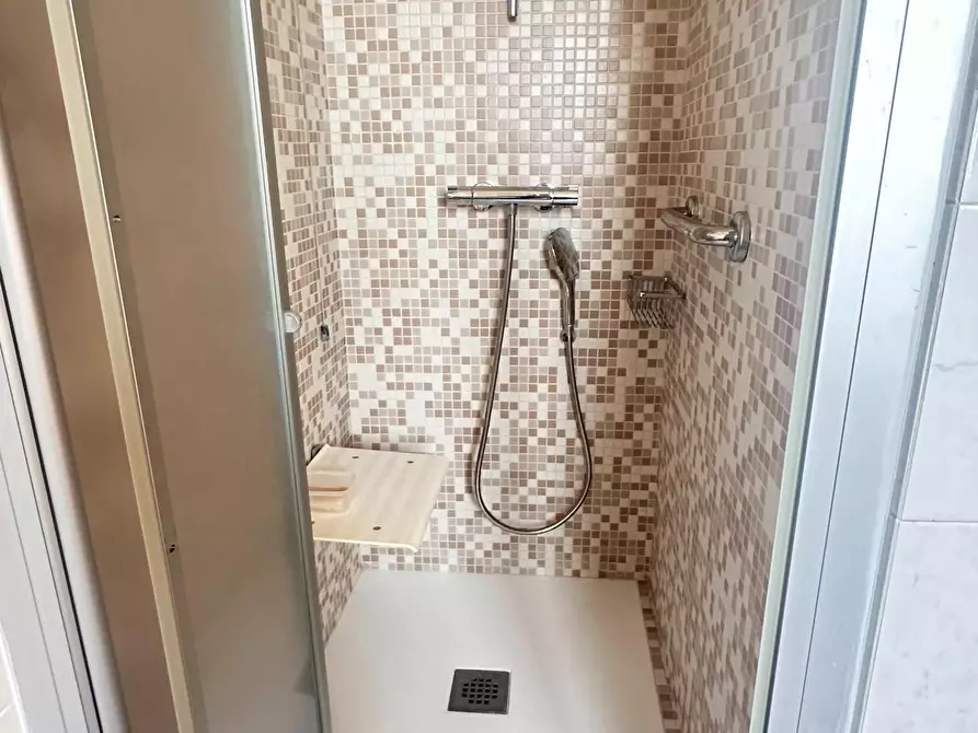 Immagine 9 di Appartamento in vendita  a Capannori