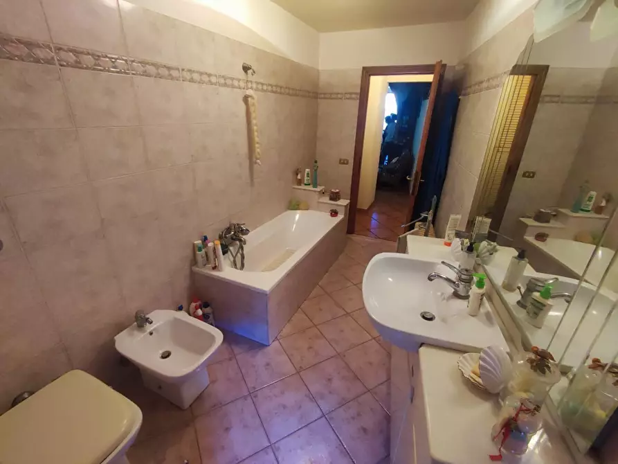 Immagine 14 di Appartamento in vendita  a Volterra