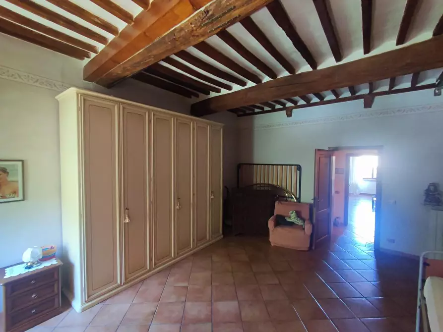 Immagine 9 di Appartamento in vendita  a Volterra