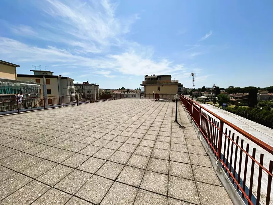 Immagine 21 di Mansarda in vendita  a Empoli