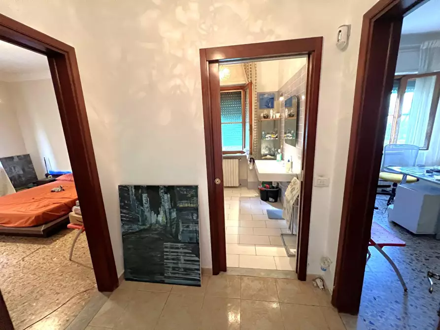 Immagine 18 di Villa in vendita  a Cascina