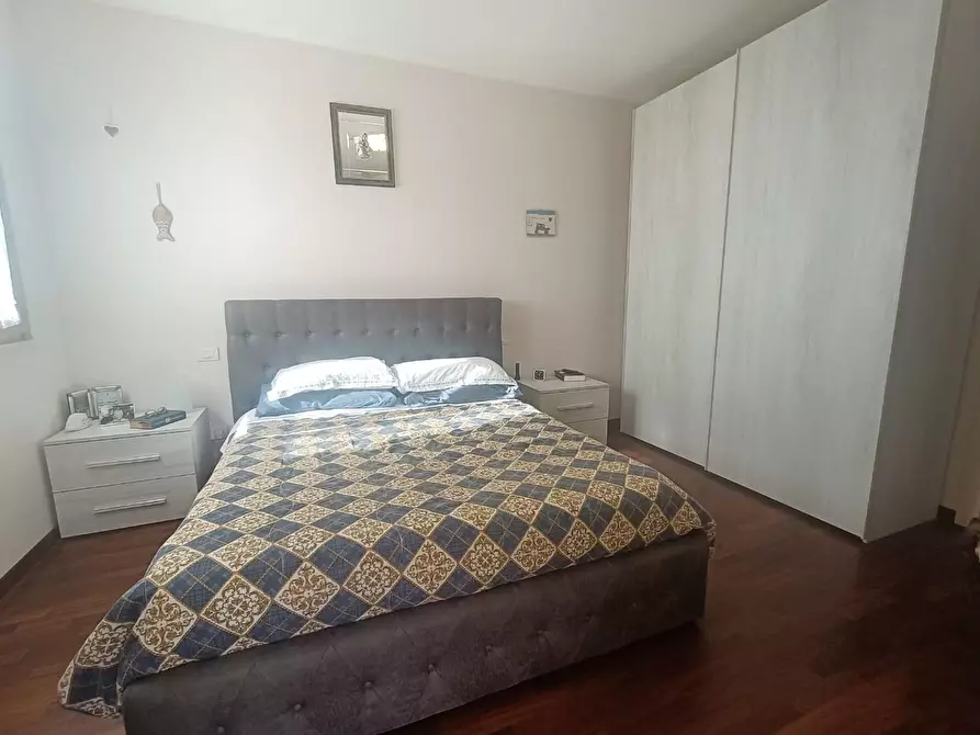 Immagine 19 di Casa quadrifamiliare in vendita  a Carrara