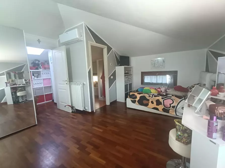 Immagine 34 di Casa quadrifamiliare in vendita  a Carrara