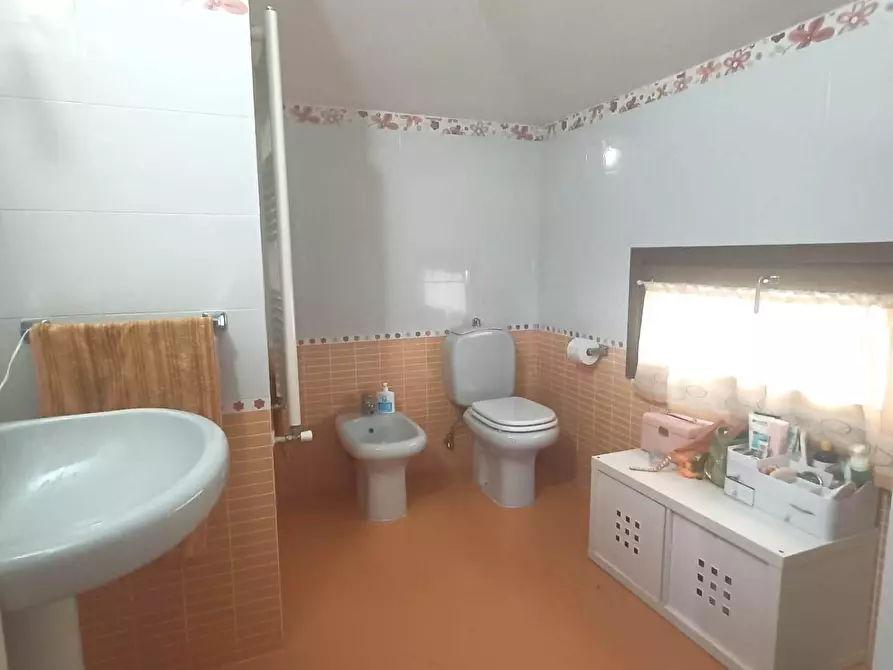 Immagine 37 di Casa quadrifamiliare in vendita  a Carrara