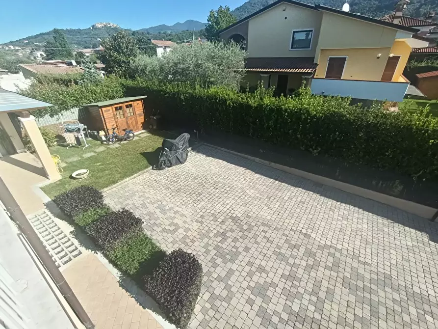 Immagine 31 di Casa quadrifamiliare in vendita  a Carrara