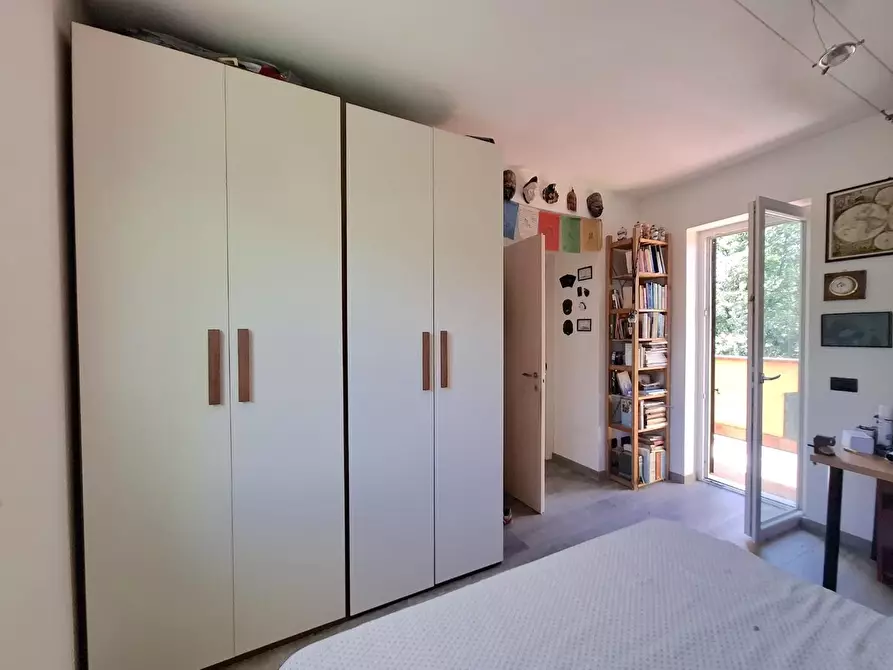 Immagine 40 di Villa in vendita  a Castelnuovo Magra