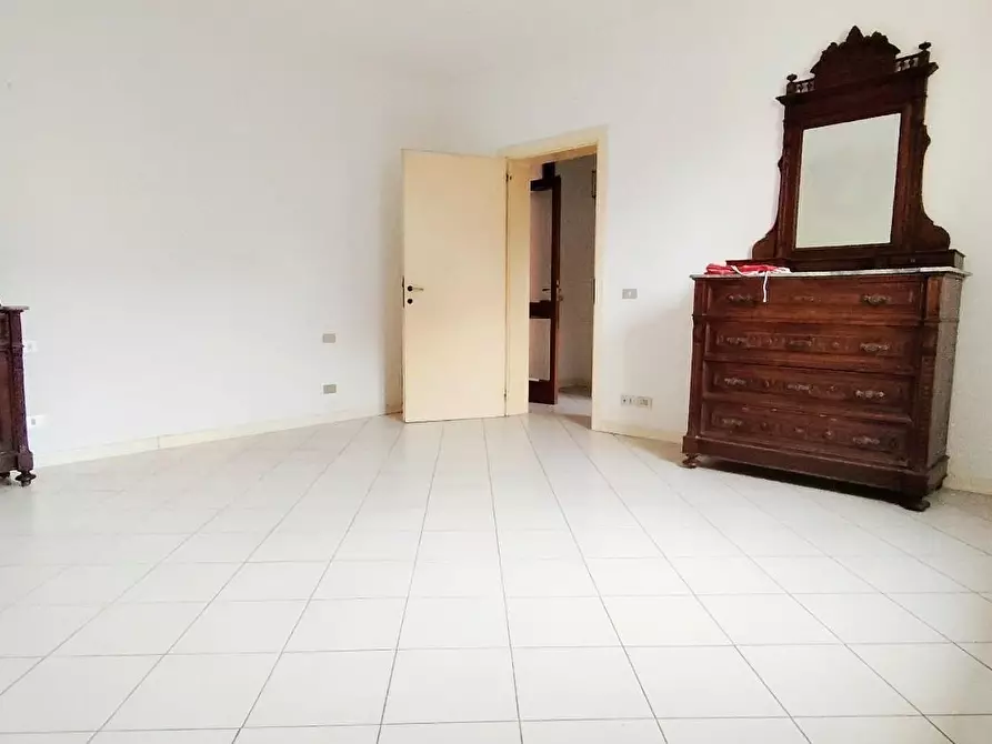 Immagine 5 di Appartamento in vendita  a Montopoli In Val D'arno