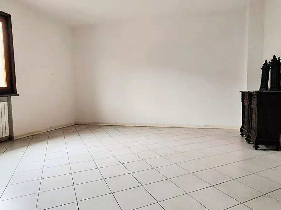 Immagine 7 di Appartamento in vendita  a Montopoli In Val D'arno