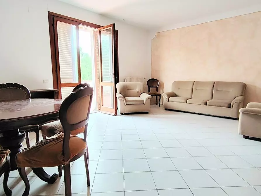 Immagine 2 di Appartamento in vendita  a Montopoli In Val D'arno