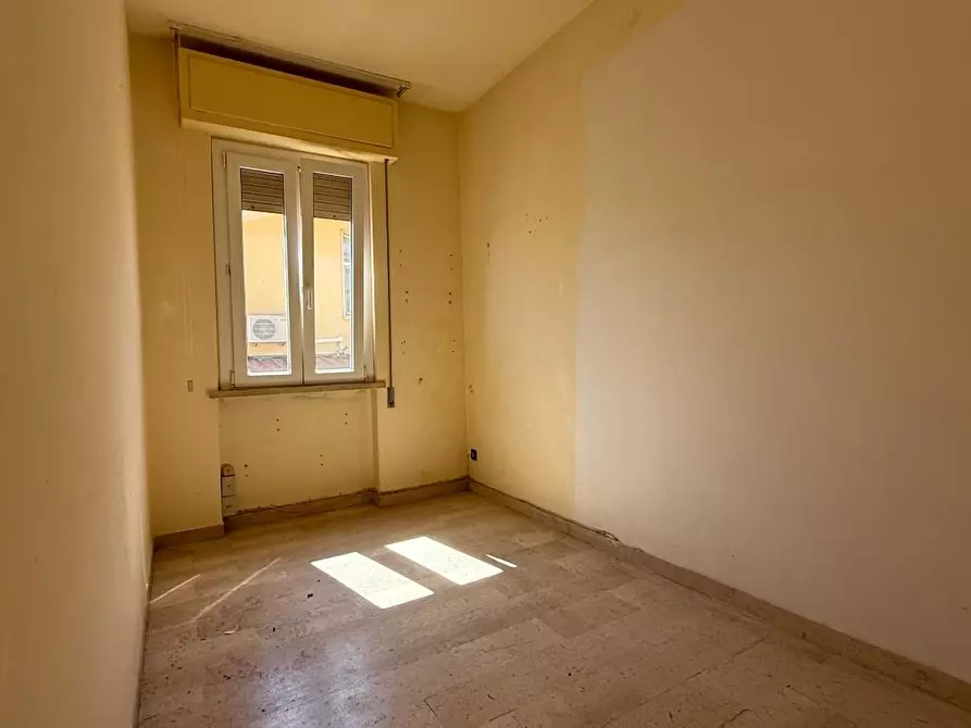 Immagine 38 di Appartamento in vendita  a Viareggio