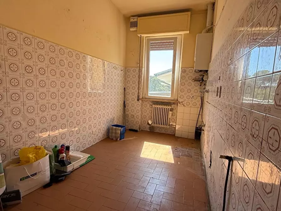 Immagine 7 di Appartamento in vendita  a Viareggio