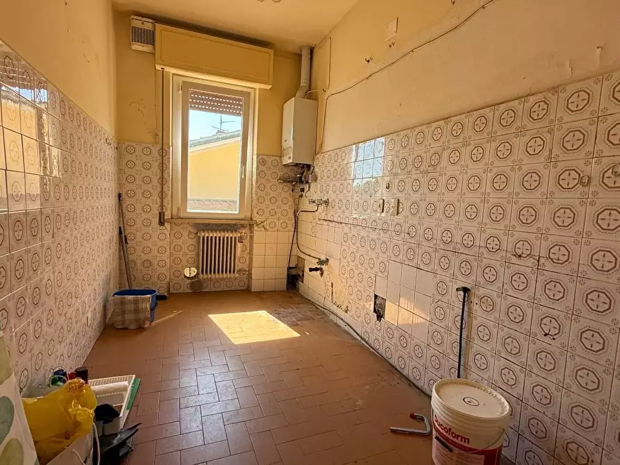 Immagine 9 di Appartamento in vendita  a Viareggio