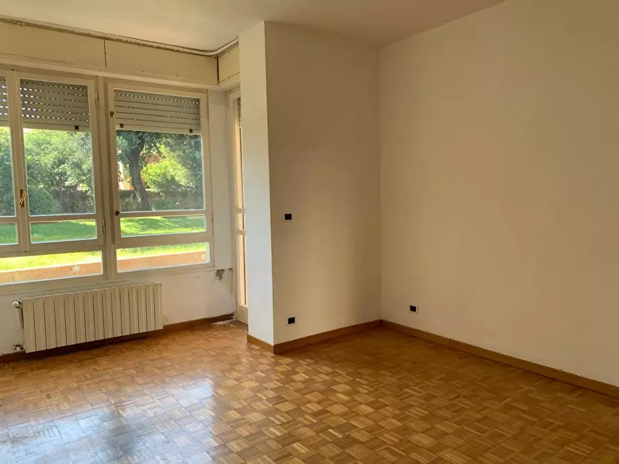 Immagine 25 di Appartamento in vendita  a Livorno