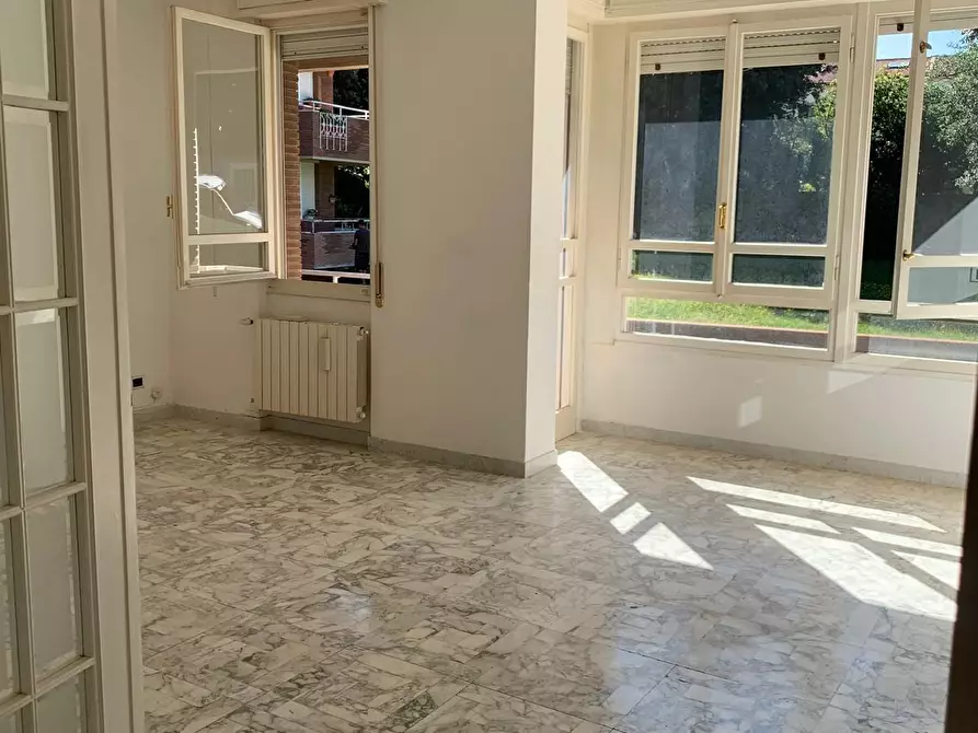 Immagine 9 di Appartamento in vendita  a Livorno