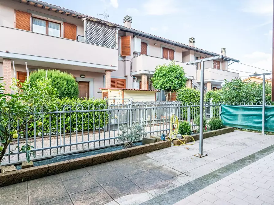 Immagine 23 di Appartamento in vendita  a Bientina