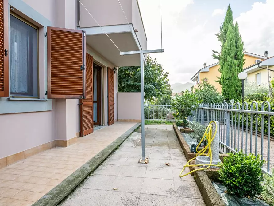 Immagine 26 di Appartamento in vendita  a Bientina