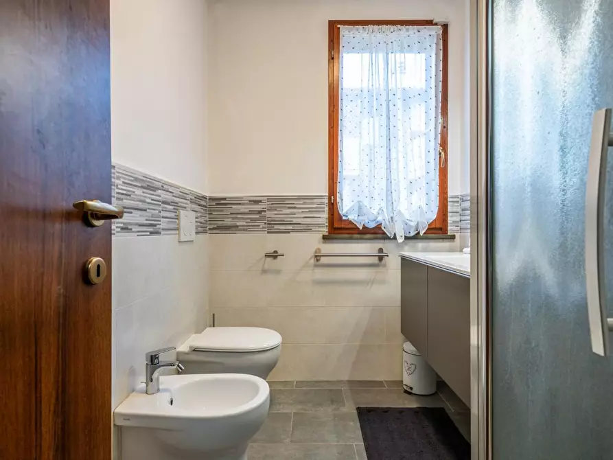 Immagine 27 di Appartamento in vendita  a Bientina