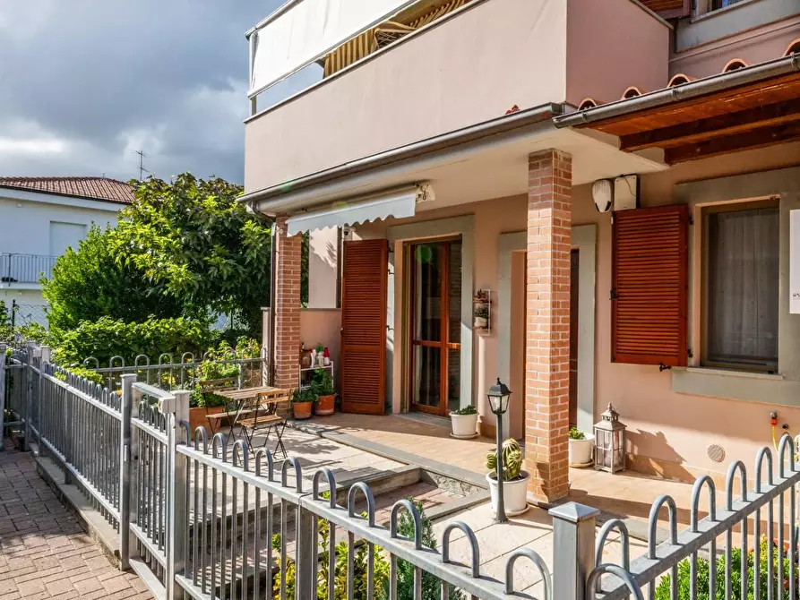 Immagine 43 di Appartamento in vendita  a Bientina