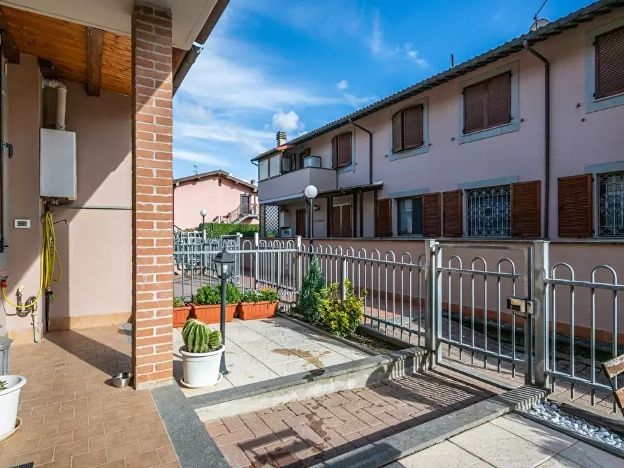 Immagine 38 di Appartamento in vendita  a Bientina