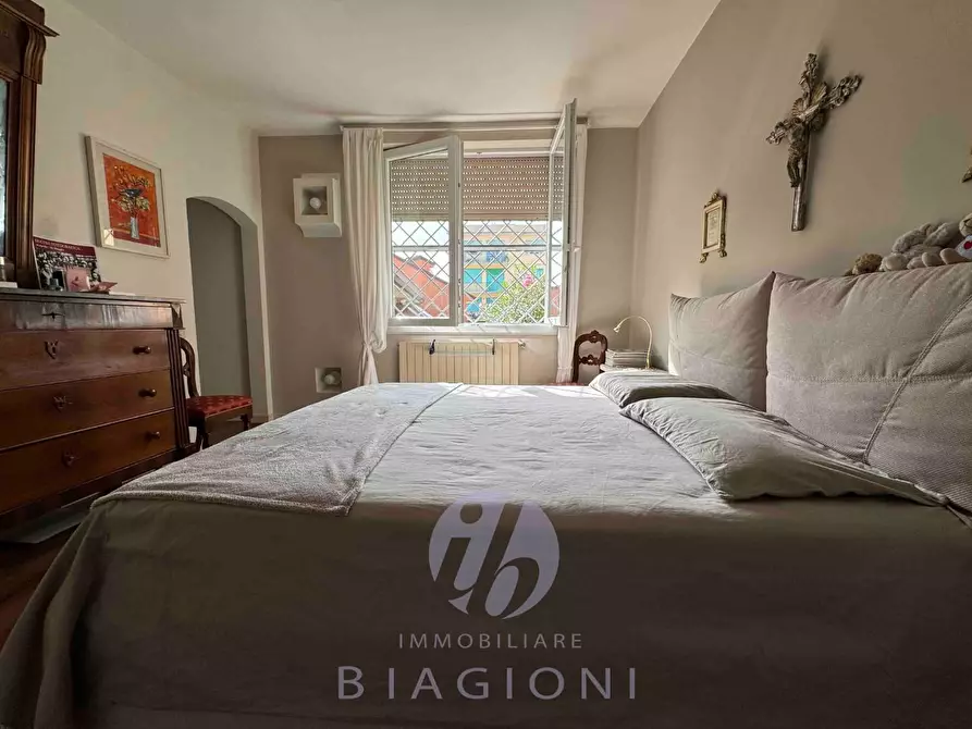 Immagine 15 di Casa bifamiliare in vendita  a Camaiore