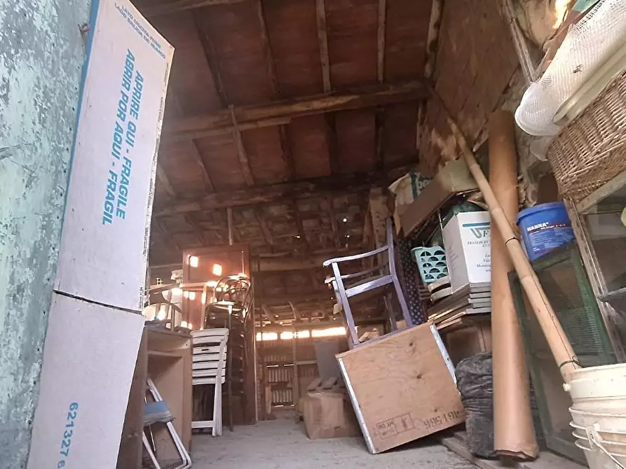 Immagine 21 di Terratetto in vendita  a Borgo A Mozzano