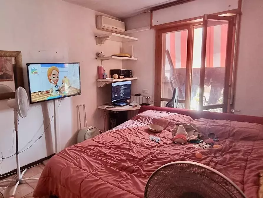 Immagine 18 di Appartamento in vendita  a Pisa