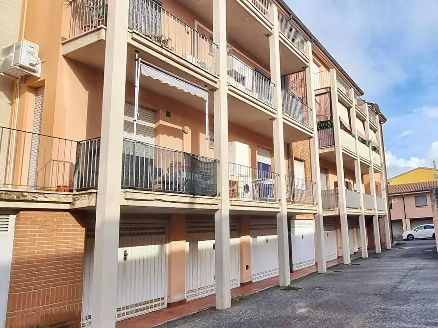 Immagine 26 di Appartamento in vendita  a Pisa