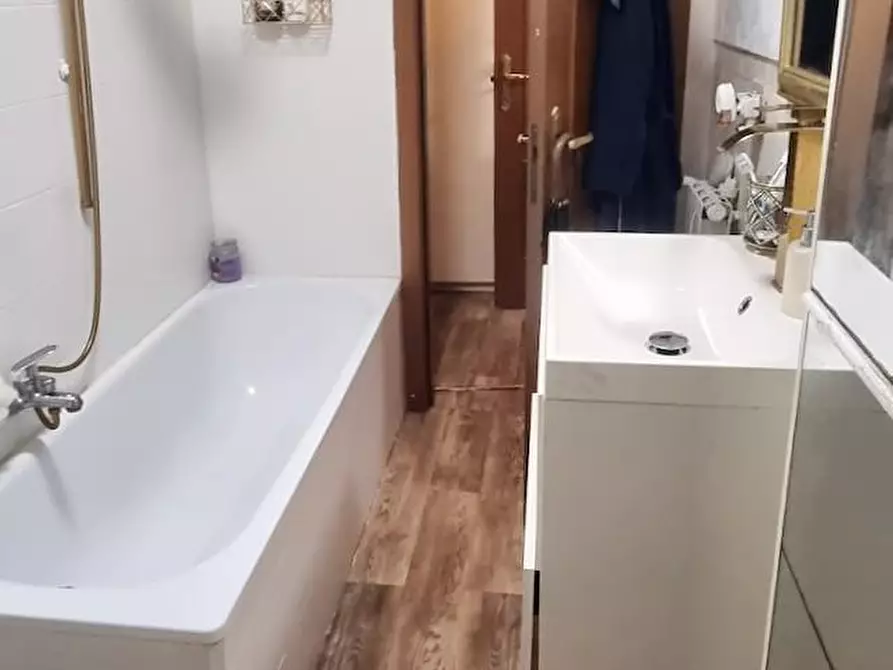 Immagine 13 di Appartamento in vendita  a Pisa