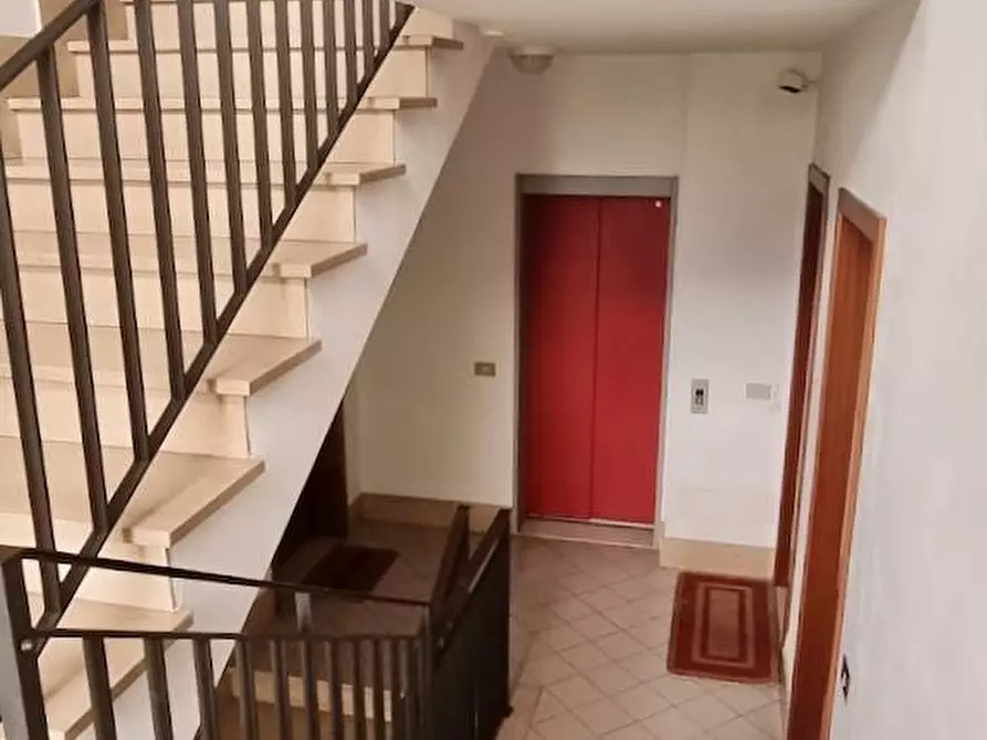 Immagine 22 di Appartamento in vendita  a Pisa