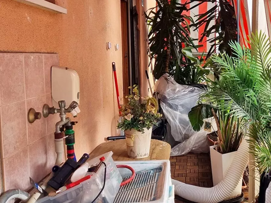 Immagine 10 di Appartamento in vendita  a Pisa