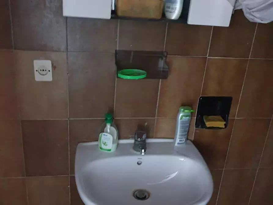 Immagine 8 di Appartamento in vendita  a Volterra