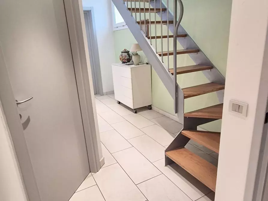 Immagine 54 di Casa bifamiliare in vendita  a Viareggio