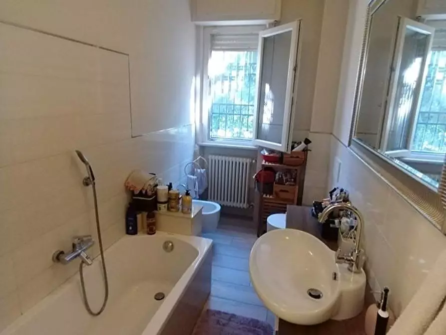 Immagine 24 di Appartamento in vendita  a Montignoso