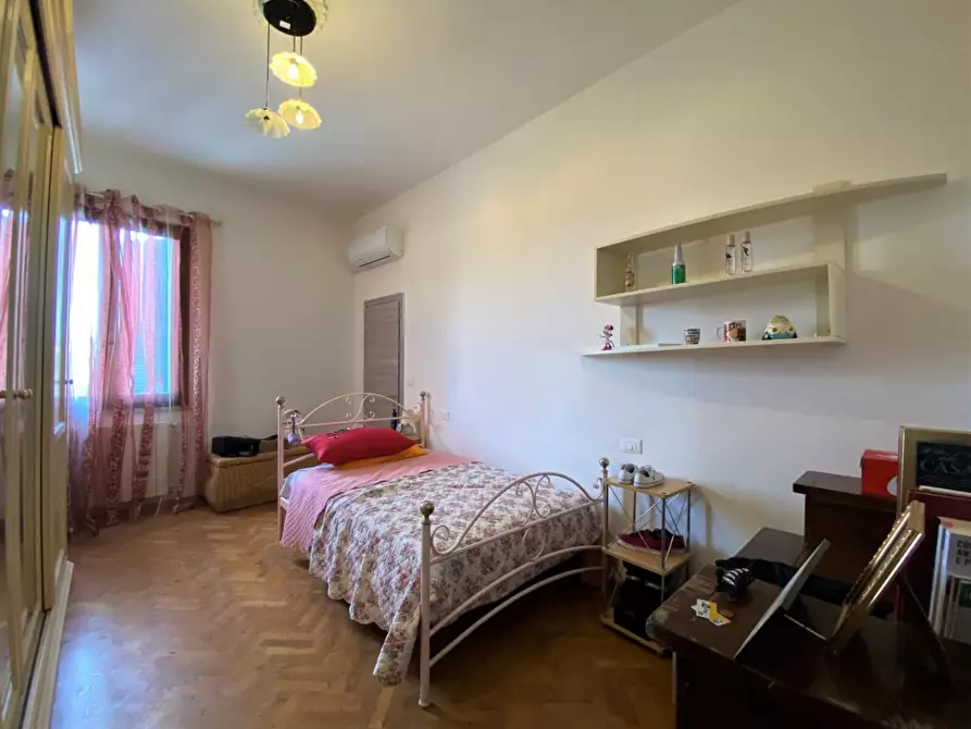 Immagine 13 di Terratetto in vendita  a Calcinaia