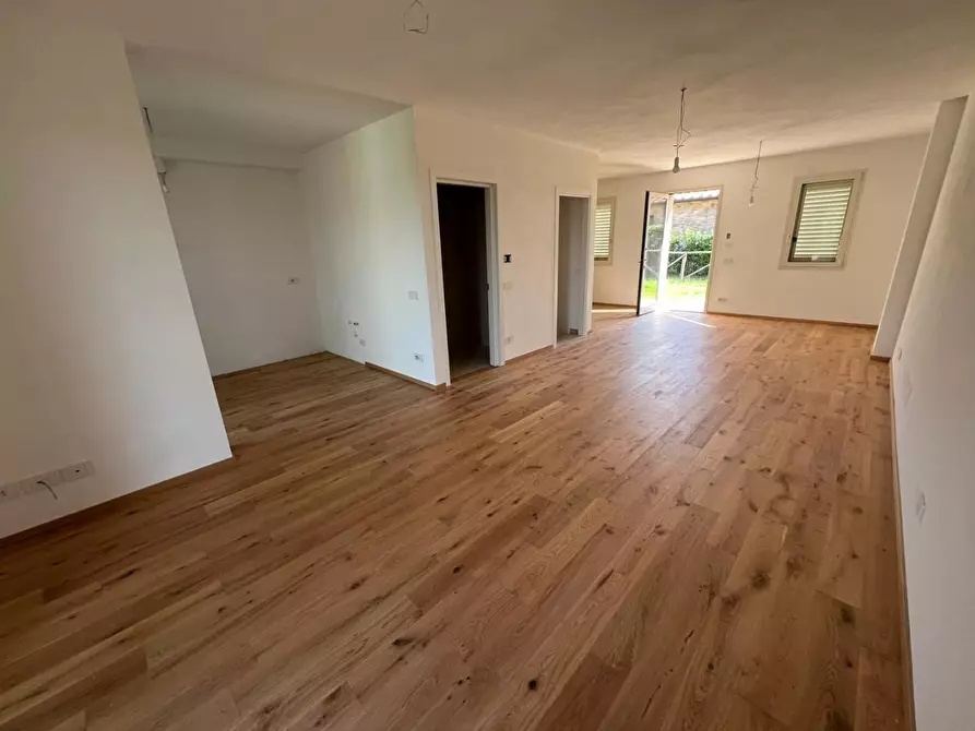 Immagine 11 di Porzione di casa in vendita  a Castagneto Carducci