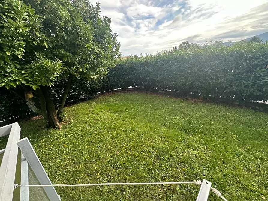 Immagine 23 di Appartamento in vendita  a Castelnuovo Magra