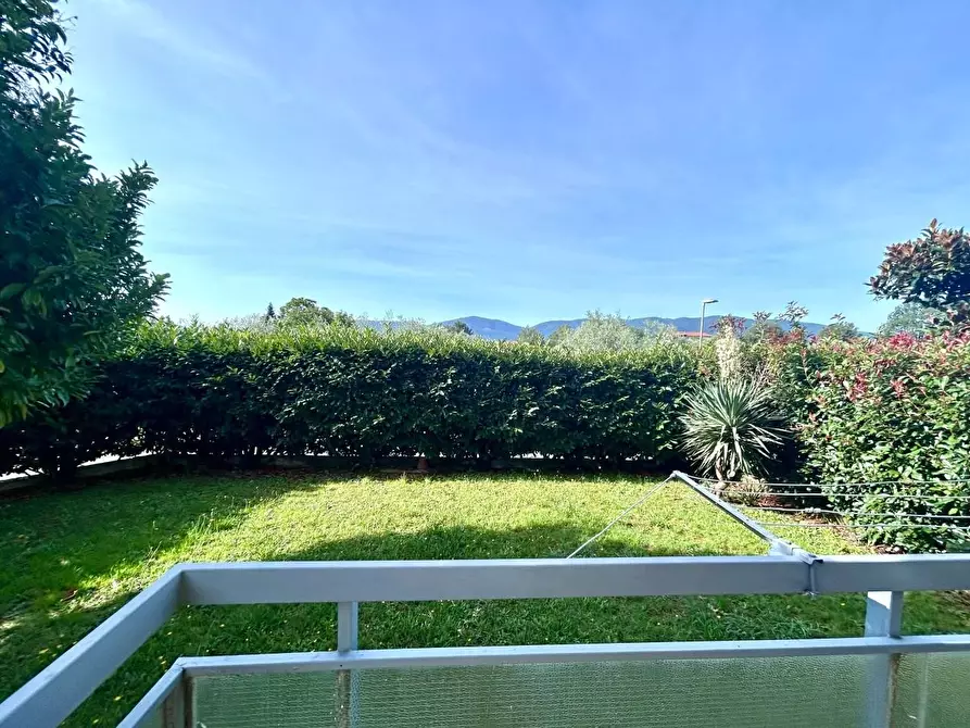 Immagine 18 di Appartamento in vendita  a Castelnuovo Magra