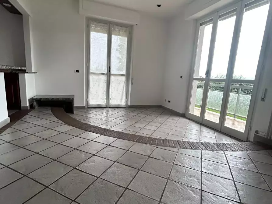 Immagine 2 di Appartamento in vendita  a Castelnuovo Magra