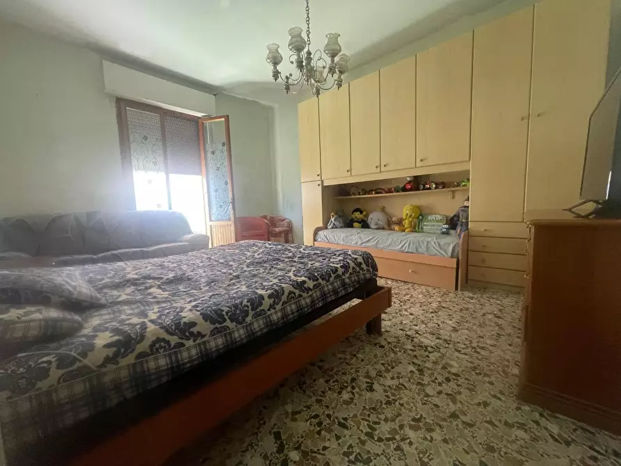 Immagine 4 di Appartamento in vendita  a Poggibonsi