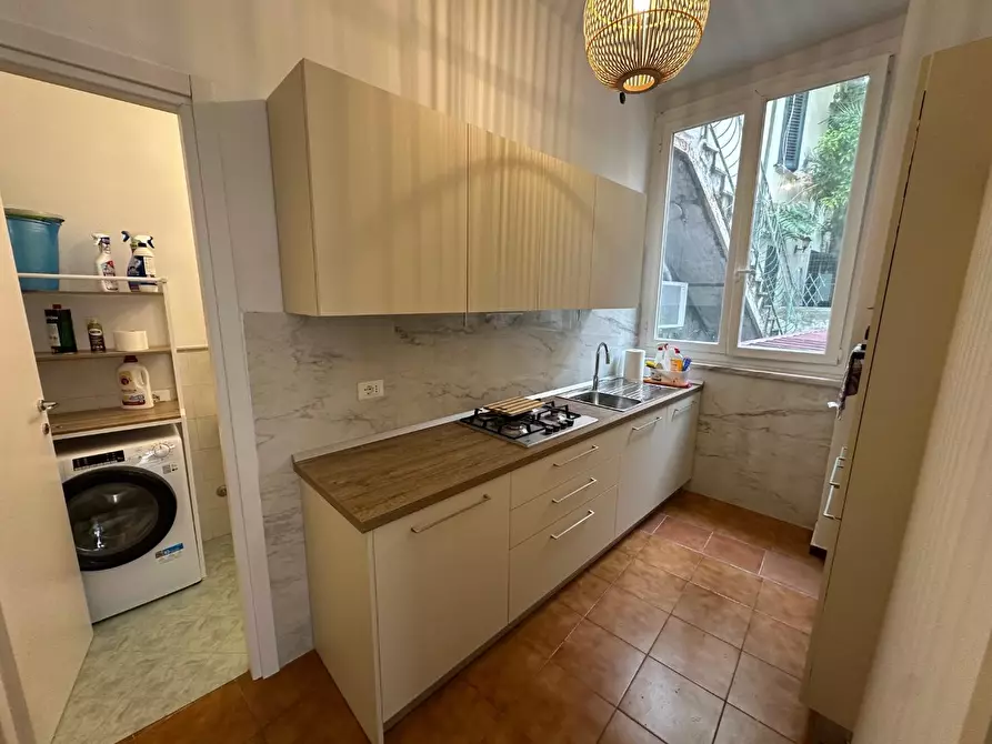 Immagine 9 di Appartamento in affitto  a Massa