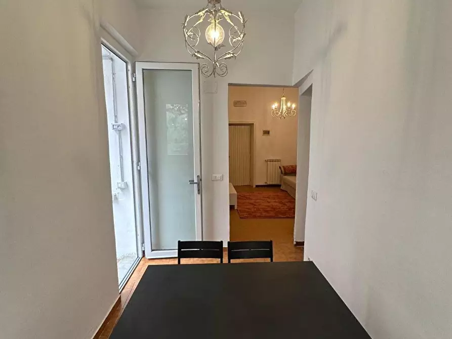 Immagine 5 di Appartamento in affitto  a Massa